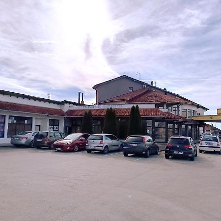 Motel Gas-Petrol Samac Bosanski Samac Exteriér fotografie